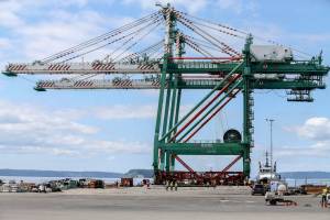First of two big, new cranes is unloaded at Port of Everett