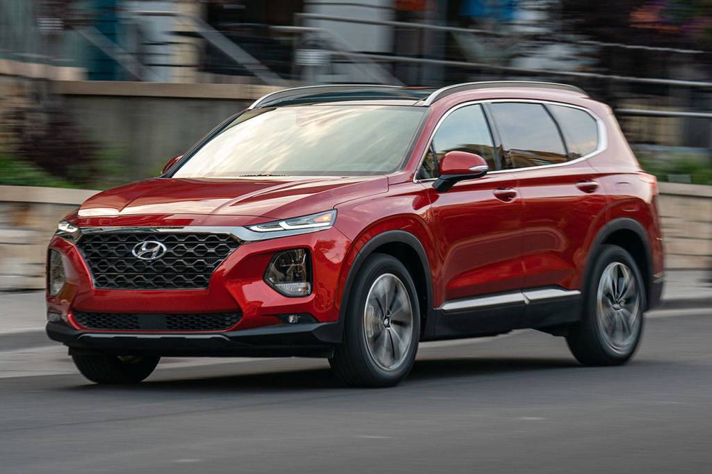 Hyundai makes Santa Fe SUV larger, safer, smoother for 2019