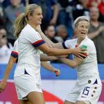 U.S. blanks rival Sweden, allows 0 goals in group play