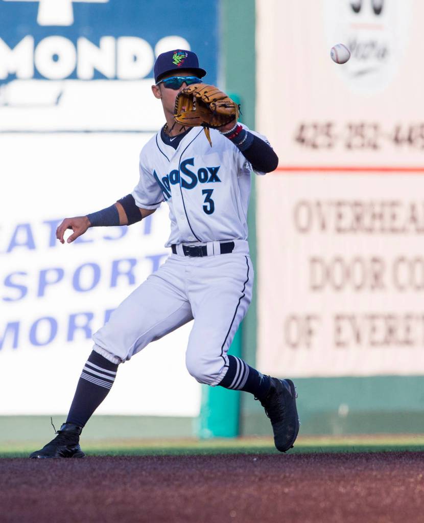 The AquaSoxs Cesar Izturis Jr. field a grounder during Everetts home opener against the Volcanoes on June 21, 2019, at Funko Field at Everett Memorial Stadium. (Andy Bronson / The Herald)