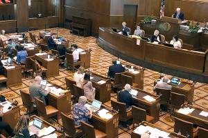 Oregon Republican senators end walkout over carbon bill