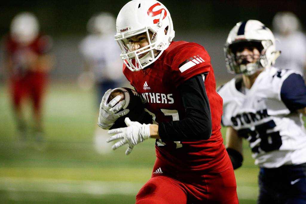 Snohomishs Jacob Brandvold runs reception in for a touchdown as the Panthers took on Squalicum at Veterans Memorial Stadium on Oct. 26, 2018 in Snohomish. (Andy Bronson / The Herald)