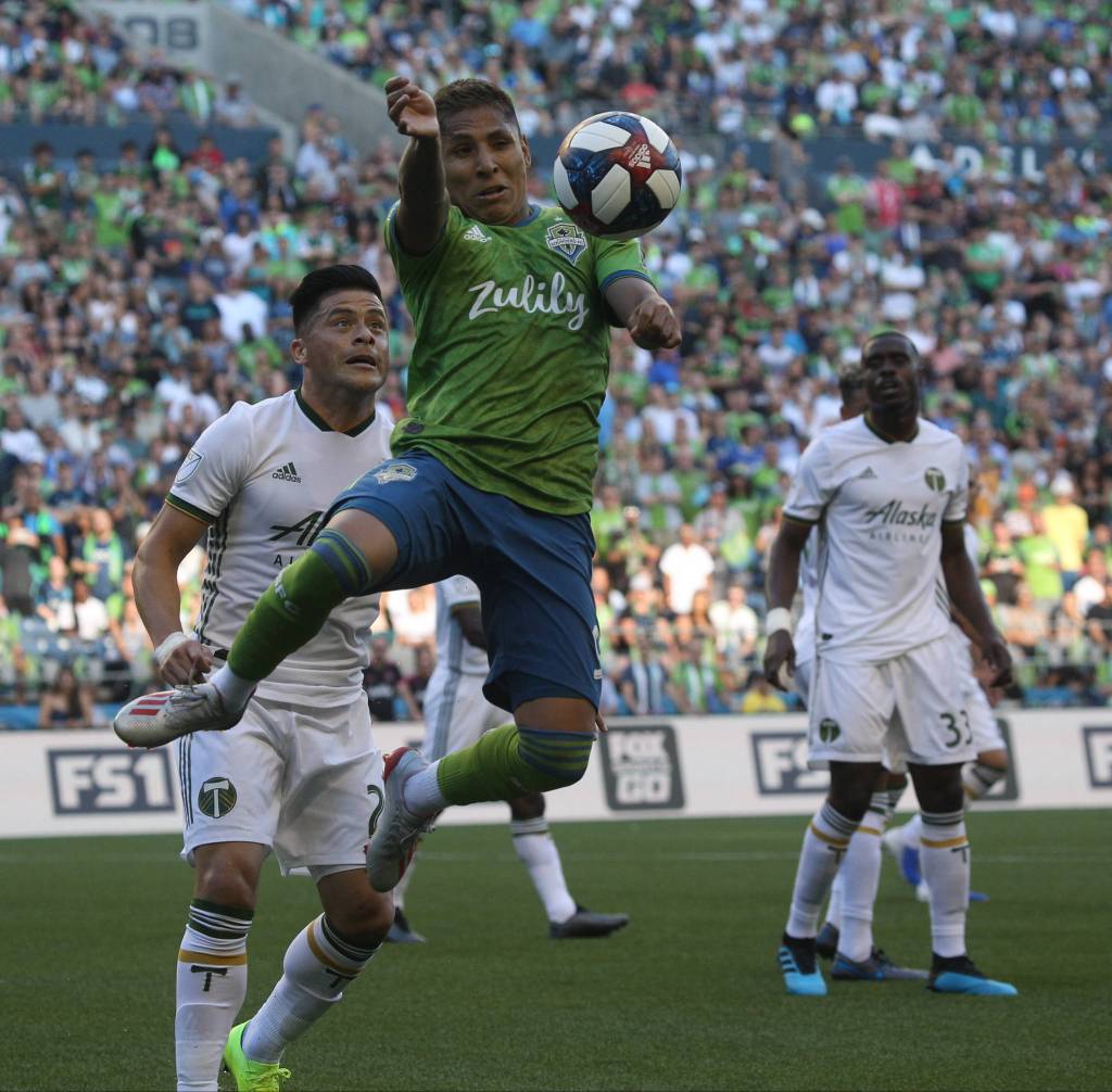 Raul Ruidiaz takes control of the ball as the Seattle Sounders lost 2-1 to the Portland Timbers at CenturyLink Field on Sunday, July 21, 2019 in Seattle, Wash. (Andy Bronson / The Herald)                                Raul Ruidiaz takes control of the ball as the Seattle Sounders lost 2-1 to the Portland Timbers at CenturyLink Field on Sunday, July 21, 2019 in Seattle, Wash. (Andy Bronson / The Herald)