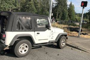 Motorcyclists injured after crash with SUV in Lake Stevens