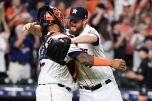 4 Astros pitchers hand M’s 2nd no-hit loss of season