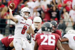 Quarterback transfer from EWU settles in with Cougars
