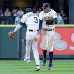 Mariners beat San Diego 3-2, snap 5-game losing streak