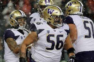 UW’s fun-loving Harris has blossomed into top-tier center