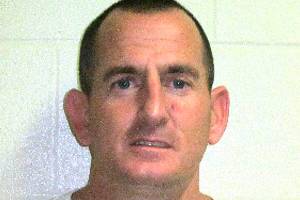 Charge: Everett man robs bank, again, asking to go to prison