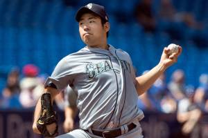 Kikuchi tosses 2-hit shutout, M’s roll past Blue Jays