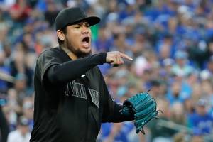 Felix solid in return, M’s lose to Blue Jays