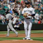 Paxton, Yankees get better of M’s, Sheffield