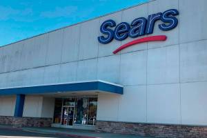 Everett Mall Sears to close by December, company says