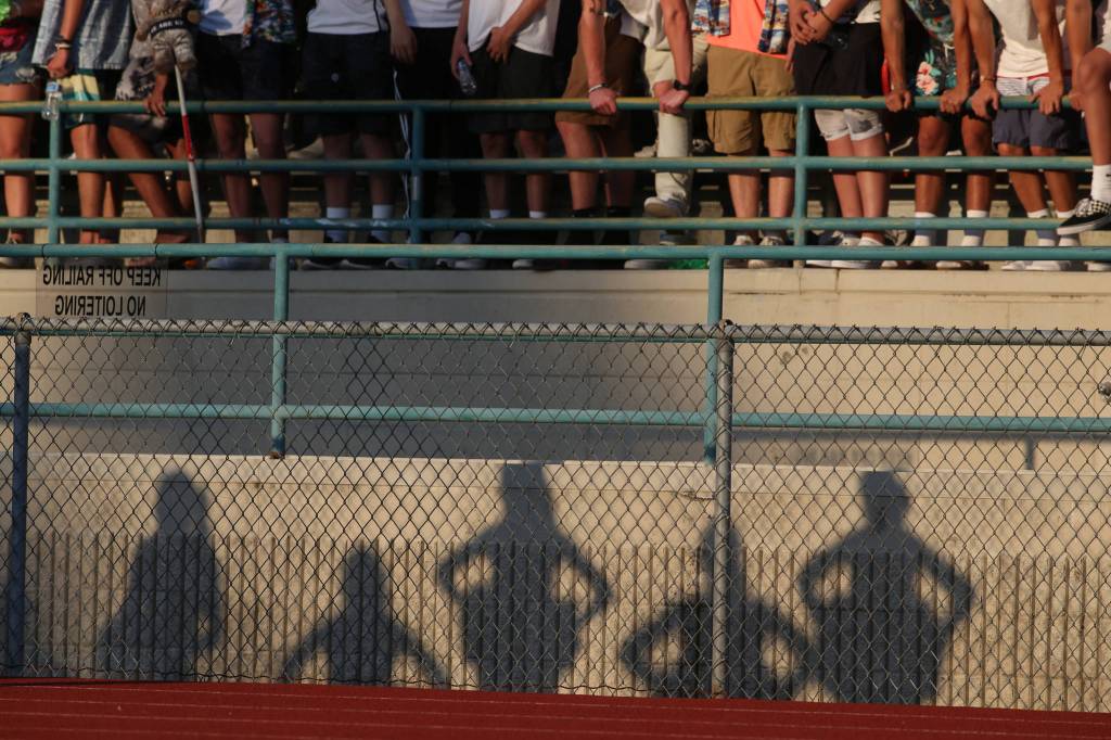 Glacier Peak beat Edmonds-Woodway 35-14, in the season opening football game for both teams, at Edmonds Stadium on Friday, Sept. 6, 2019 in Edmonds, Wash. (Andy Bronson / The Herald)