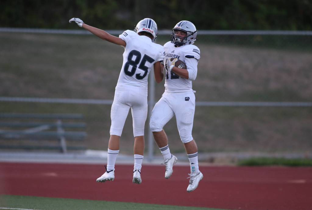 Glacier Peak beat Edmonds-Woodway 35-14, in the season opening football game for both teams, at Edmonds Stadium on Friday, Sept. 6, 2019 in Edmonds, Wash. (Andy Bronson / The Herald)
