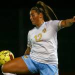 Everetts Kelsey Price controls the ball against Mountlake Terrace Tuesday night at Lynnwood High School on September 17, 2019. (Kevin Clark / The Herald)