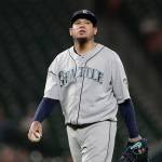 Lewis homers, Felix struggles, Mariners lose to Orioles