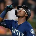 Mariners defeat Orioles in 13 innings