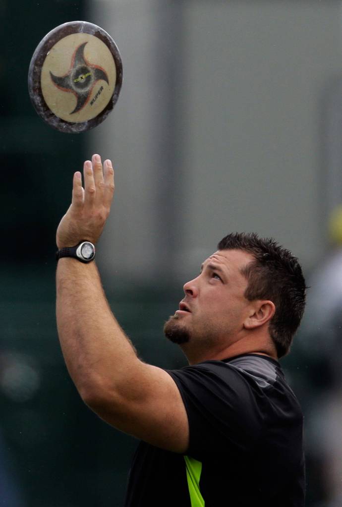 Jarred Rome gets ready to throw during a qualifying round for the mens discus at the U.S. Olympic Track and Field Trials on June 25, 2012, in Eugene, Ore. (AP Photo/Matt Slocum)