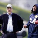 Late Seahawks owner inducted into team’s Ring of Honor