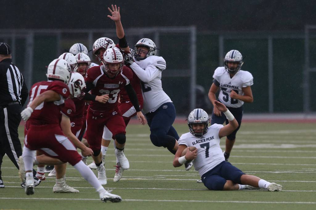 Glacier Peak took on Cascade in football at Everett Memorial Stadium on Friday, Oct. 4, 2019 in Everett, Wash. (Andy Bronson / The Herald)