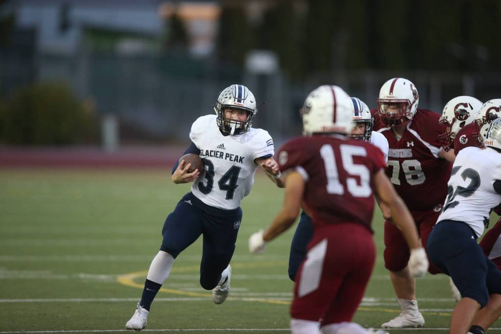 Glacier Peak took on Cascade in football at Everett Memorial Stadium on Friday, Oct. 4, 2019 in Everett, Wash. (Andy Bronson / The Herald)