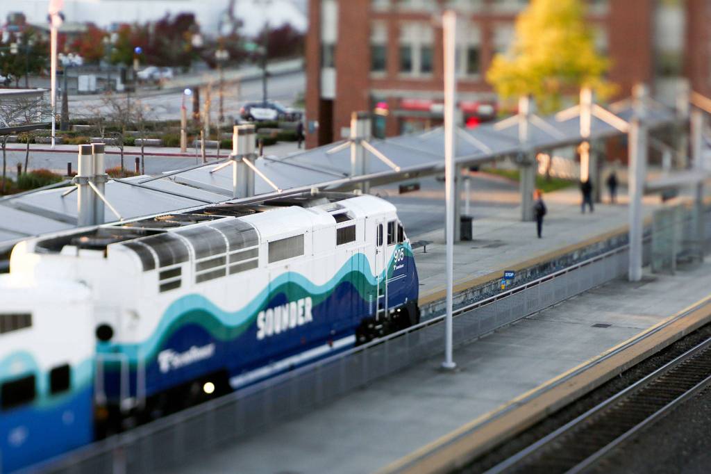 The Sounder commuter train arrives at Everett Station on Wednesday evening. (Kevin Clark / The Herald)
