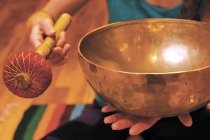 Lynnwood yoga teacher traded her clarinet for singing bowls