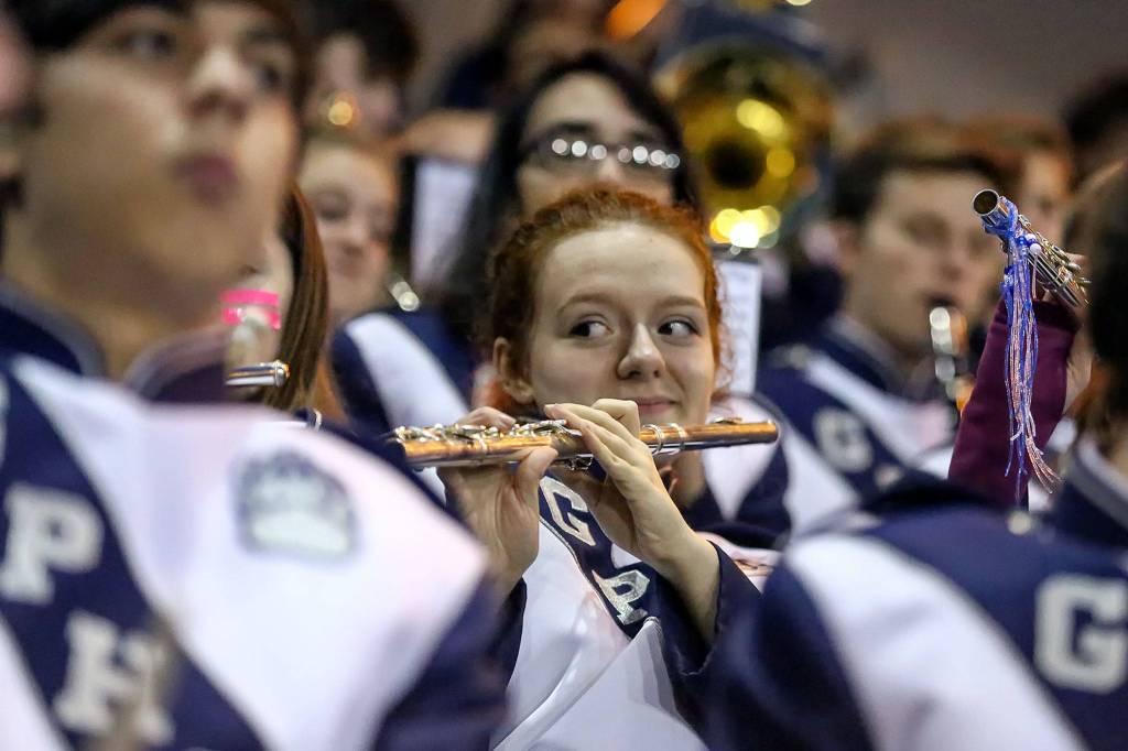 Lake Stevens dominates Glacier Peak 41-3 Friday night at Veterans Memorial Stadium in Snohomish on October 11, 2019. (Kevin Clark / The Herald)