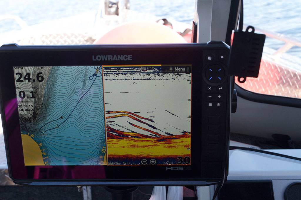 The split screen display on the right of this fish finder shows good numbers of perch. (Mike Benbow photo)