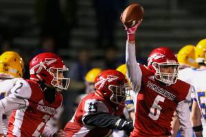 Undefeated Marysville Pilchuck races past Ferndale