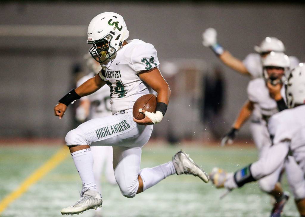 Marcus Tidwell and Shorecrest face Lynnwood in a de facto postseason play-in game. (Andy Bronson / The Herald)