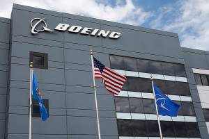 No bonuses for white-collar Boeing employees this year
