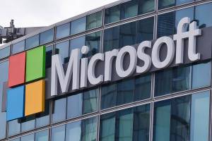 Pentagon gives $10 billion deal to Microsoft, spurning Amazon