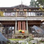 Sharen Heaths crow house is a head-turner on First Street in Langley. (Quinn Brown)