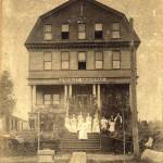 Everetts first hospital circa 1900. In the two buggies are Dr. Cox and Dr. Hathaway, two of the citys early practitioners. (Everett Public Library)