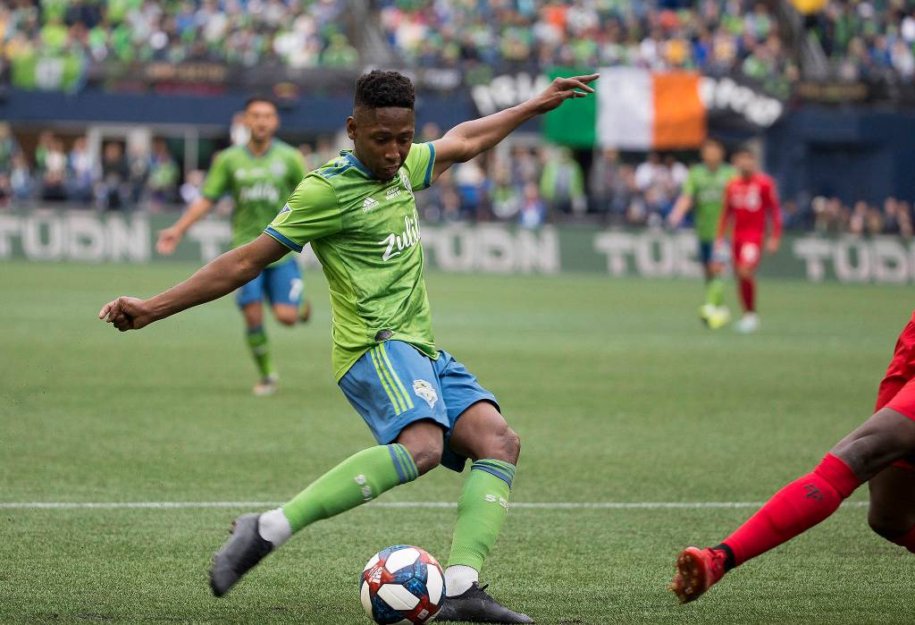 Sounders defender Kelvin Leerdam scores the first goal as the Seattle Sounders beat Toronto FC 3-1 to win the MLS Cup at CenturyLink Field on Sunday, Nov. 10, 2019 in Seattle, Wash. (Andy Bronson / The Herald)