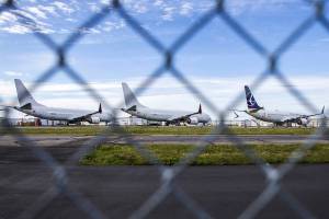 Boeing orders, deliveries continue to sag with Max grounding