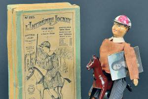 This 1911 clockwork toy was made after the Mona Lisa was stolen