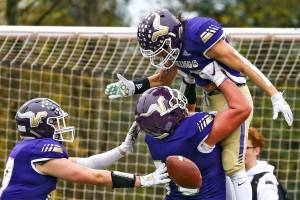 4A state football: Lake Stevens avenges title-game loss