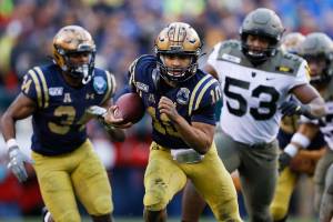 Perry rushes for 304 yards, Navy defeats Army