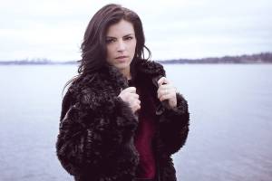 Family traditions inspired Arlington singer’s new recording