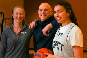 Everett siblings coaching hoops at alma mater