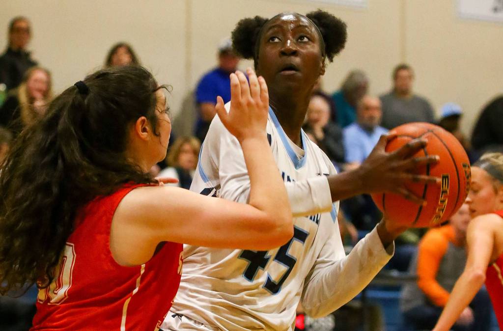 Fatoumata Jaiteh scored a team-high 15 points for Meadowdale. (Kevin Clark / The Herald)