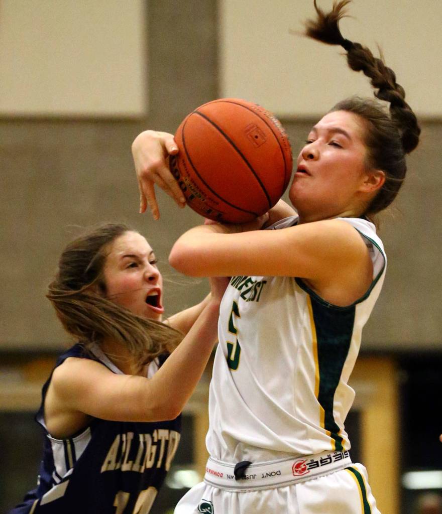 Shorecrest defeated Arlington, 58-43, Friday night at Shorecrest High in Shoreline on December 20, 2019. (Kevin Clark / The Herald)