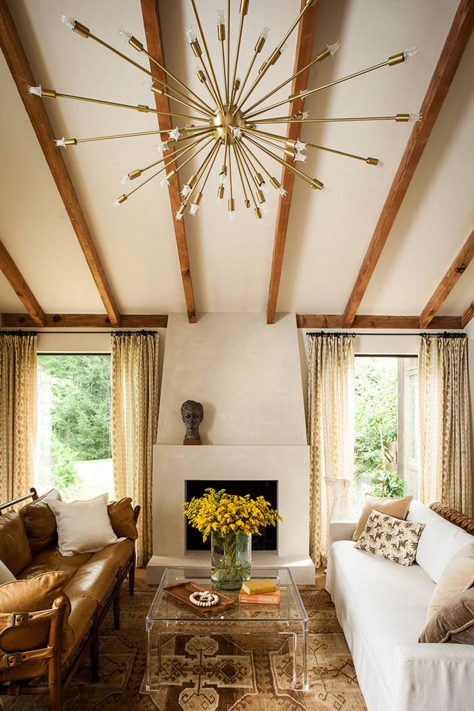 Down to Earth is a series of essays about elements that help create a natural, relaxed, laid-back home. Each chapter is an essay on a concept and then showcases a single home that author Lauren Liess feels embodies that particular concept. (Helen Norman)