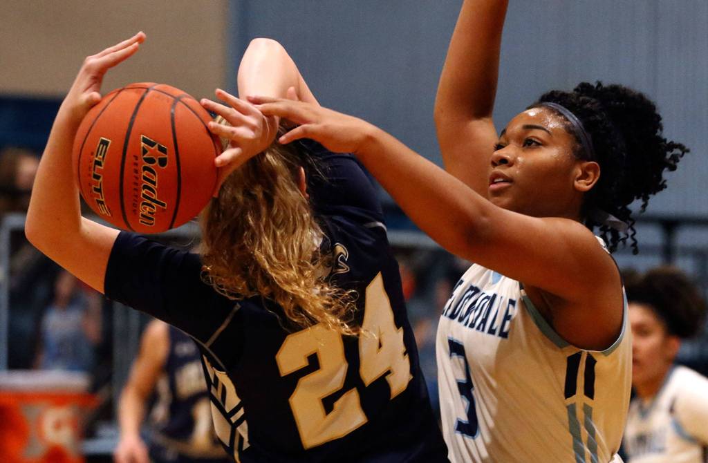 Arlington defeated Meadowdale 61-40 Friday evening at Meadowdale High School in Lynnwood on January 3, 2020. (Kevin Clark / The Herald)