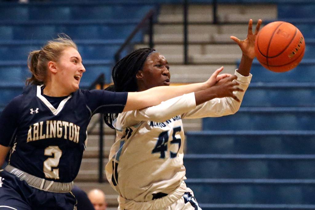Arlington defeated Meadowdale 61-40 Friday evening at Meadowdale High School in Lynnwood on January 3, 2020. (Kevin Clark / The Herald)