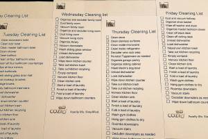 How to organize your housekeeping schedule with to-do lists