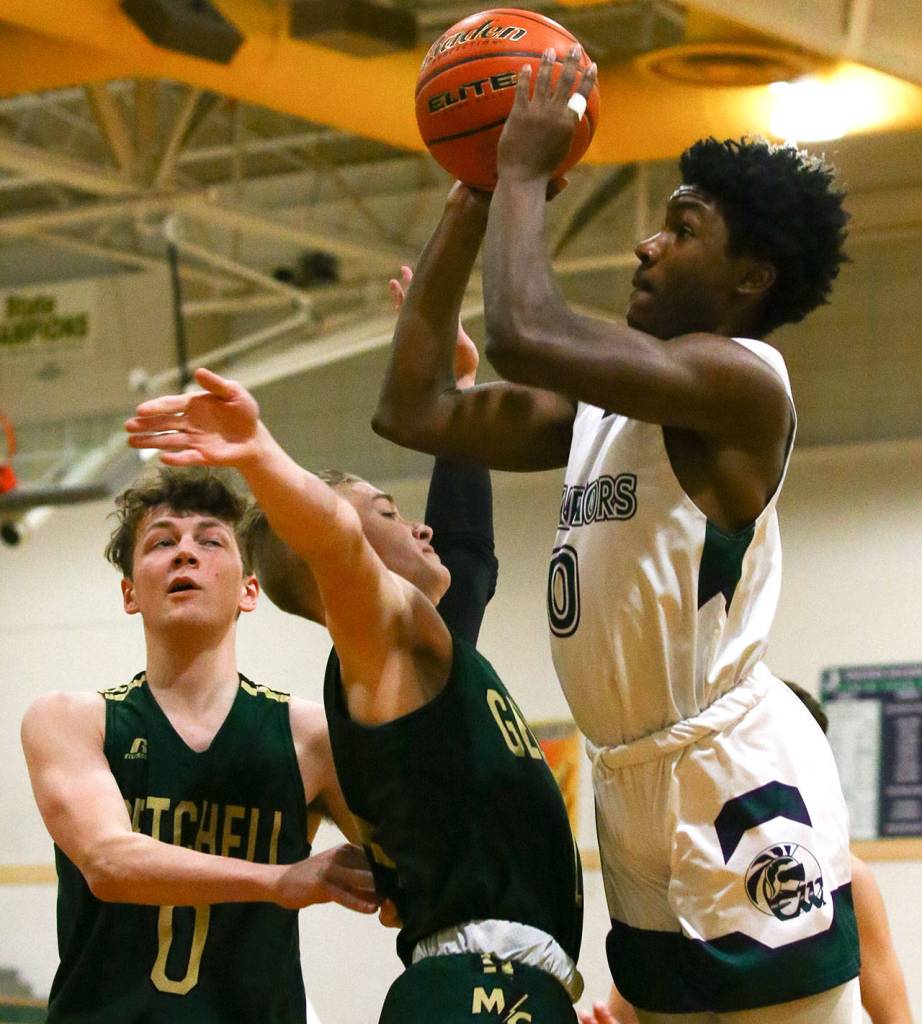 Edmonds-Woodway defeated Marysville Getchell 60-57 Friday evening at Edmonds-Woodway High School. (Kevin Clark / The Herald)